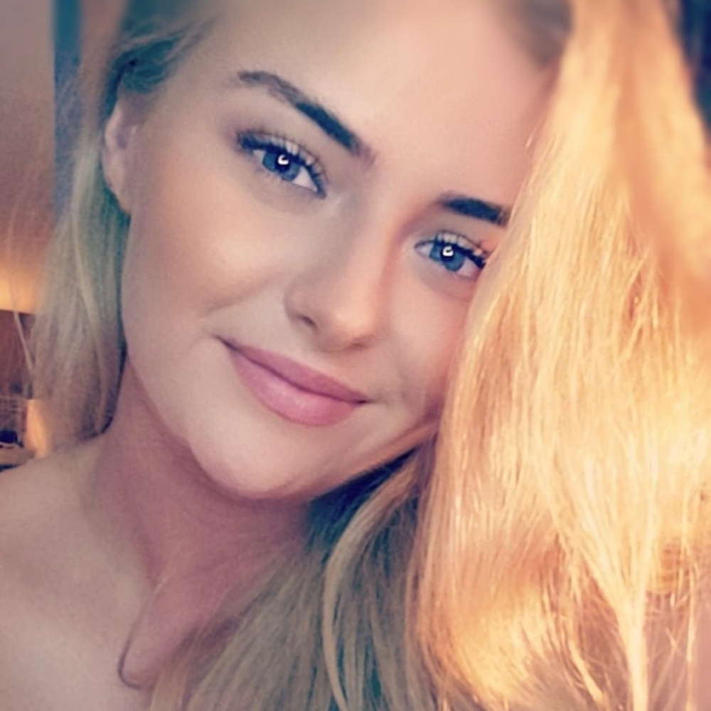 Meet your Posher, Abby